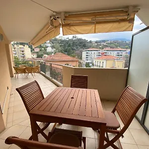  Appartement Beau 3 P. Parfaitement Situe Et Place De Parking A Disposition