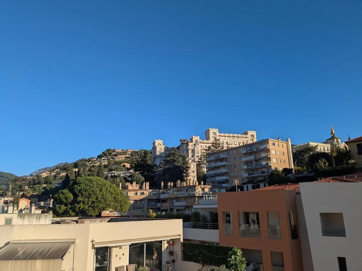Vue Degagee, Emplacement Ideal, Climatise Mentona 0*,  Francja