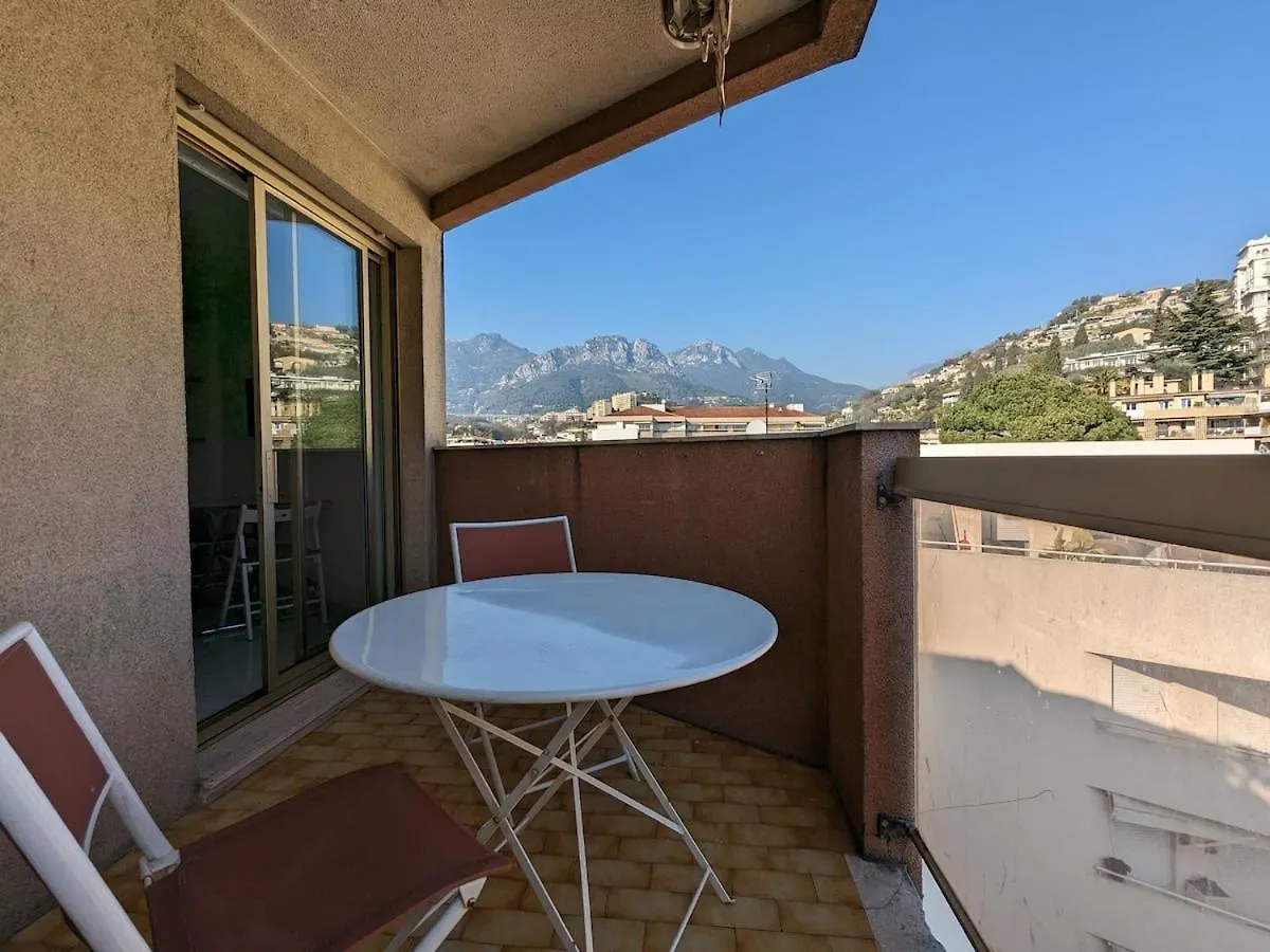 Vue Degagee, Emplacement Ideal, Climatise Mentona Apartament
