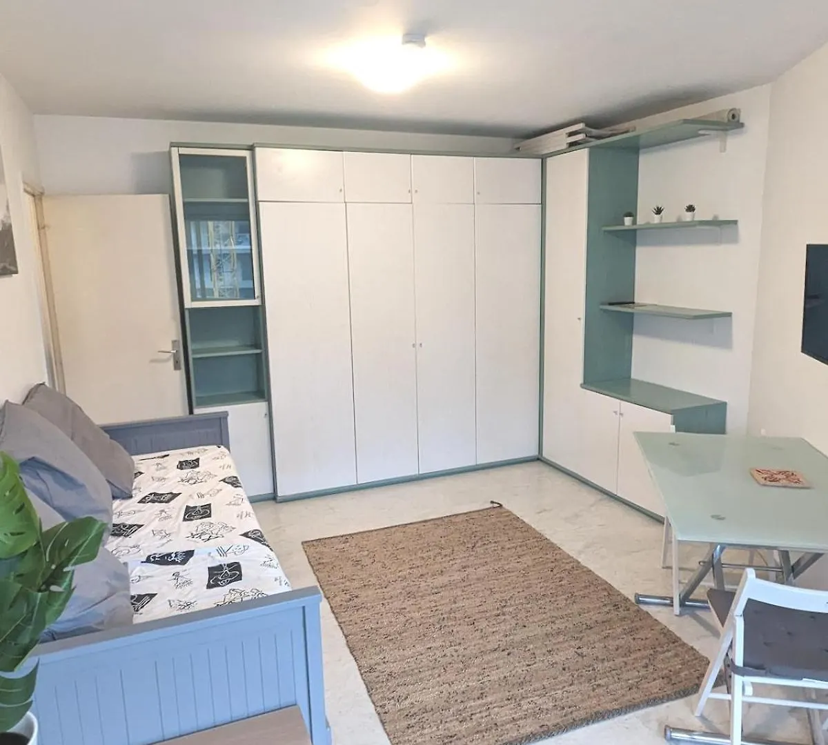 Vue Degagee, Emplacement Ideal, Climatise Ментона